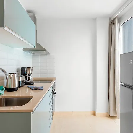 Ocean Vistas 24 Hotel 4*