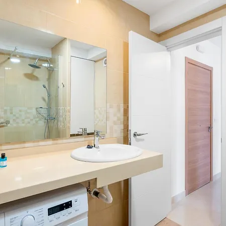Ocean Vistas 24 Hotel 4*