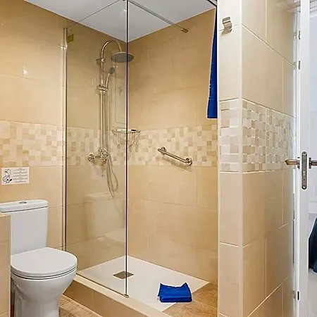 Ocean Vistas 24 Hotel 4*